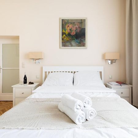 P&O Serviced Apartments Plac Konstytucji Warschau Exterior foto