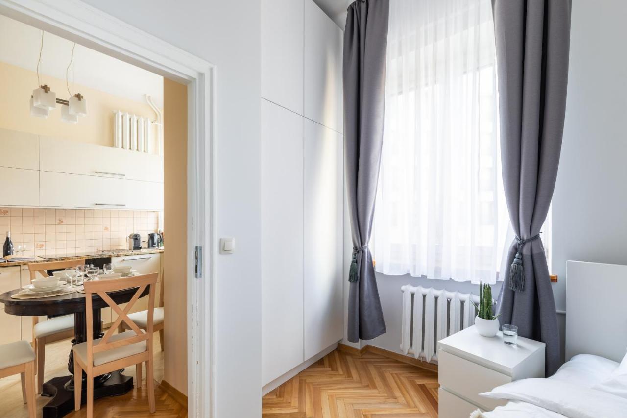 P&O Serviced Apartments Plac Konstytucji Warschau Exterior foto
